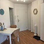 Appartio: Studio-appartement Am Stadtrand Daire